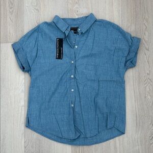 New Banana Republic Denim Blouse Small
